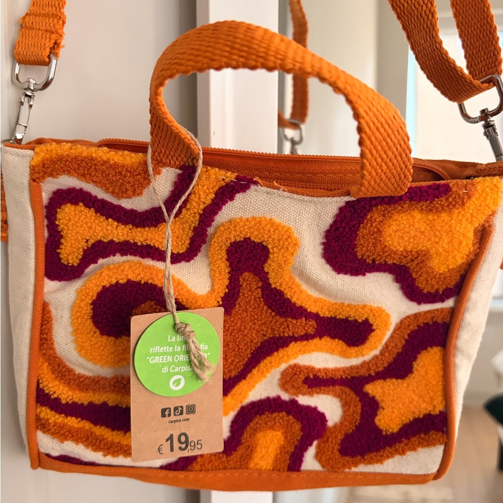 Stylish Orange and Red Patterned Crossbody Bag - Picture 2 of 6